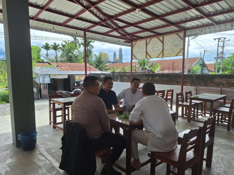 Personel Polsek Bambel Gelar Kegiatan “Saweu Keude Kupi”, Berikan Himbauan Kamtibmas kepada Remaja