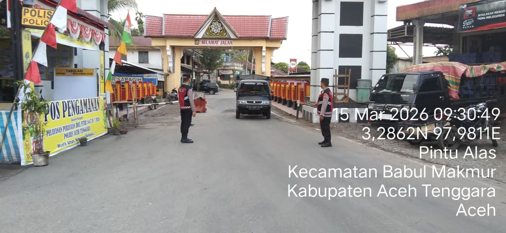 Personel Posyan Lawe Pakam Laksanakan Pengamanan dan Pengaturan Arus Lalu Lintas dalam Ops Ketupat Seulawah 2026