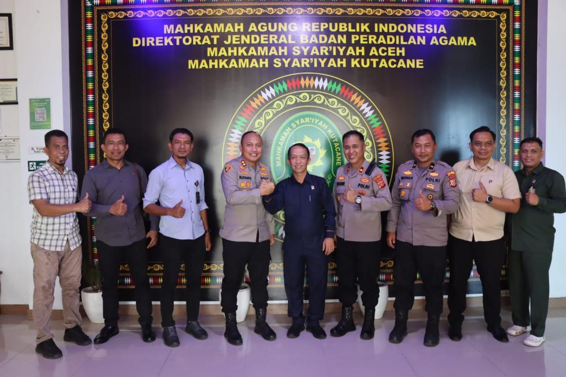 Merajut Harmoni Hukum dan Keislaman, Kapolres Aceh Tenggara Bersama PJU Jalin Silaturahmi ke Mahkamah Syar’iyah Aceh Tenggara